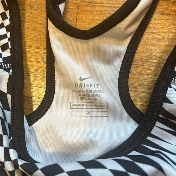 *last chance!!* Nike | Women’s Nike Pro padded sports bra - Picture 4 of 12